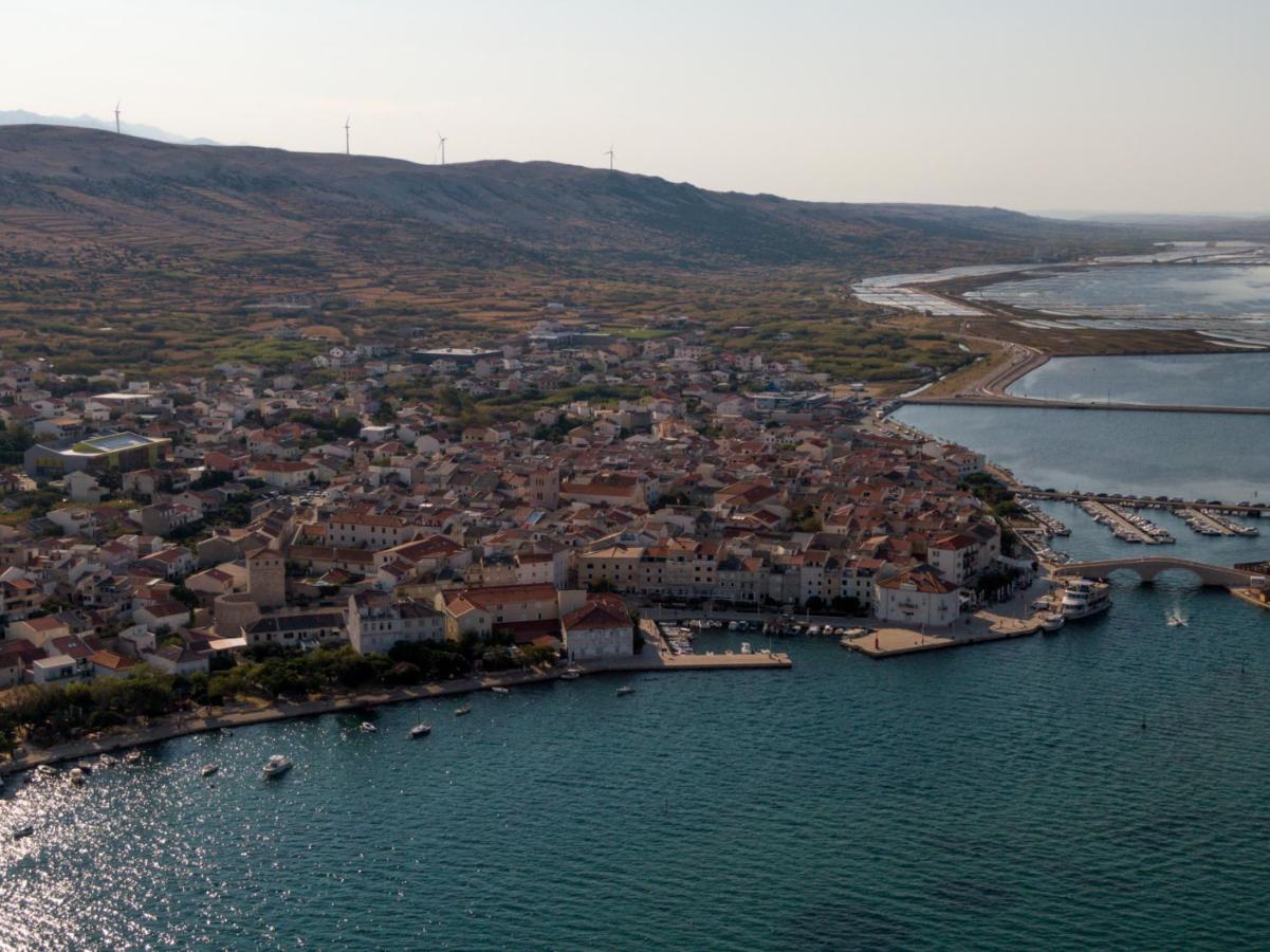 Appartamento Aurora Pag Town Esterno foto